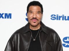 Lionel Richie svergogna le celebrità che ignorano i loro fan