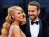 Blake Lively e Ryan Pack sul PDA durante una partita di calcio