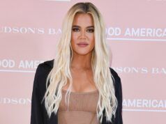 Khloe Kardashian nel suo ruolo attuale in Good American