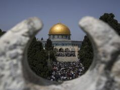 Israele vieta ai musulmani di eseguire le preghiere dell’Eid al-Fitr nella moschea di Al-Aqsa