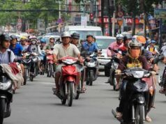 I paesi asiatici si stanno preparando per una crisi energetica, i voli sono tagliati, le luci stradali sono spente