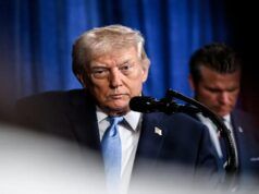 Trump è stato preso dal panico e ora chiede alla Cina e alla NATO di inviare navi da guerra per proteggere lo Stretto di Hormuz