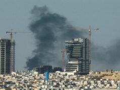 Due persone uccise dopo la caduta della “Merket” su un edificio residenziale in Arabia Saudita