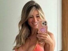 La moglie dell’ex stella della Premier League è un ‘vulcano a letto’ e si dà ’10 su 10 per il sesso’