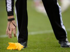 Rapporto: la NFL inizierà ad assumere arbitri sostitutivi