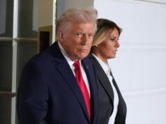 IN DIRETTA: Trump assegna la medaglia d’onore a 3 membri del servizio