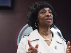 Allam ammette che Fauci ha bloccato lo sfidante democratico