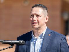 Tony Gonzales ritira la candidatura per la rielezione in mezzo alle ricadute della vicenda: dichiarazione completa