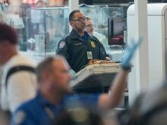 I leader sindacali della TSA descrivono la chiusura come “montagne russe” poiché i lavoratori continuano senza paga