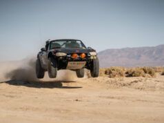 Come ho trasmesso in streaming la mia gara fuoristrada Miata utilizzando Starlink e Starstream