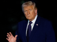 L’indice di gradimento di Trump tocca nuovi minimi tra gli indipendenti