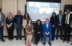 CARPHA riunisce le parti interessate regionali per un incontro di partenariato sulla resistenza antimicrobica