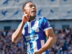 Danny Welbeck di Brighton segna due volte battendo il Liverpool 2-1