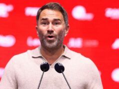 Il “futuro campione dei pesi massimi” di Eddie Hearn segna un altro ko al primo turno