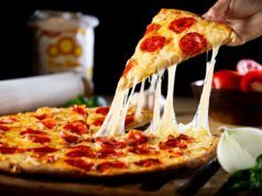 I giocatori di March Madness sono diventati virali per le corse di cibo in concessione post partita