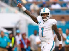 Tua Tagovailoa invia ardenti saluti ai tifosi dei Falcons