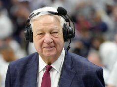 La reazione scioccata di Bill Raftery alla vittoria dell’UConn all’ultimo secondo di Duke è diventata virale