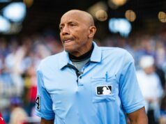 Video: Arbitro umiliato dopo aver chiamato due strikeout consecutivi