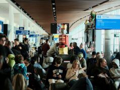 Lunghe code negli aeroporti statunitensi mentre continua la chiusura parziale del governo