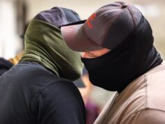 Tre sono morti dopo essere stati trattenuti nell’ICE per più di 4 giorni