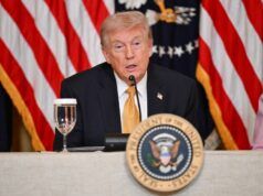 Trump è in visita a Memphis per evidenziare la repressione della criminalità da parte della città