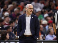 La stretta di mano post partita tra Dan Hurley, Mick Cronin attira l’attenzione