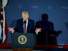 Trump furioso con i giudici della Corte Suprema da lui nominati: “Mi sto ammalando”