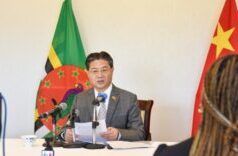 L’Ambasciatore della Dominica in Cina riferisce sui progressi della Cina dopo il completamento delle Due Sessioni