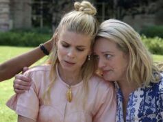 Elisabeth Moss prende appunti osceni sull’intervista a Kate Mara per il nuovo programma televisivo