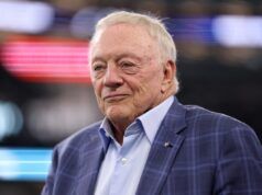Il proprietario dei Cowboys Jerry Jones sorprende sul potenziale scambio di Maxx Crosby