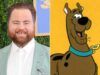 Paul Walter Hauser, il più grande attore di Scooby-doo mai esistito, è il protagonista dello spettacolo live-action “Scooby-doo”.