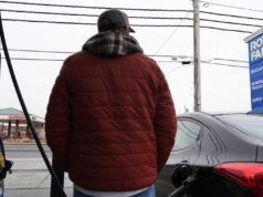 Il GOP si preoccupa per i prezzi del gas e del petrolio mentre Trump si impadronisce dello Stretto di Hormuz