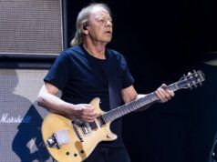 Il chitarrista degli AC/DC Stevie Young è stato ricoverato in ospedale prima della prossima tappa del tour