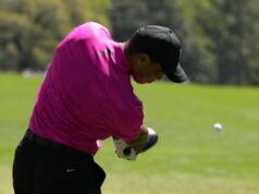 Tiger Woods è stato rilasciato su cauzione poche ore dopo essere stato arrestato sulla scena dell’incidente con l’accusa di guida in stato di ebbrezza