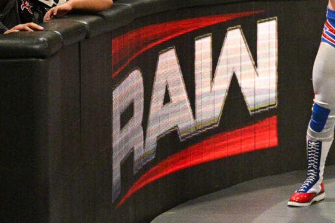 WWE-Monday-Night-Raw-barricade.jpg