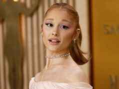 Capelli ricci naturali di Ariana Grande: immagini