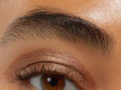 Acquista ombretti, eyeliner e altro per le tendenze primaverili