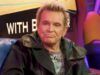 Billy Idol dice che fumare crack lo ha aiutato a liberarsi dall’eroina