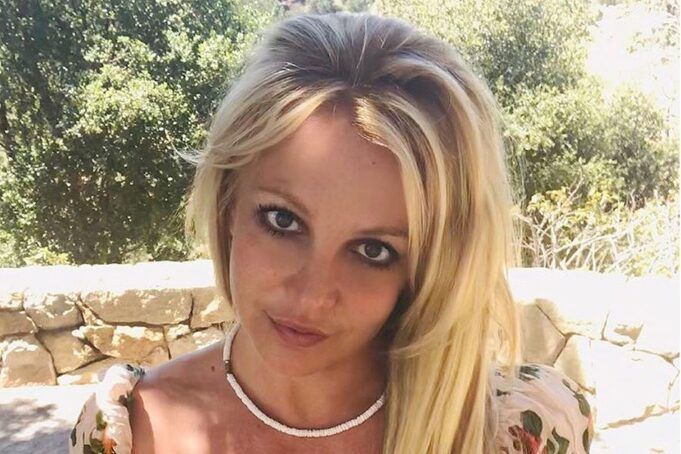 britney-spears-1-10debe17774e4c4b8900342ae914b691.jpg
