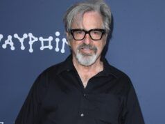Sono emersi nuovi dettagli sulla morte della star di Lizzie McGuire, Robert Carradine