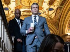 Hegseth afferma che lui e Trump “si riservano il diritto” di inviare truppe statunitensi in Iran