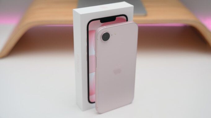 iphone-17e-soft-pink-color-closeup.jpg