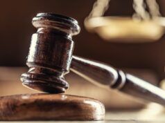 Il giudice blocca la fusione Nextstar/Tegna dopo che le società regolamentate dalla FCC hanno superato i limiti di proprietà televisiva