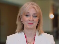 Gli Stati Uniti possono “mantenere” il principe Harry e Meghan Markle, afferma l’ex primo ministro britannico