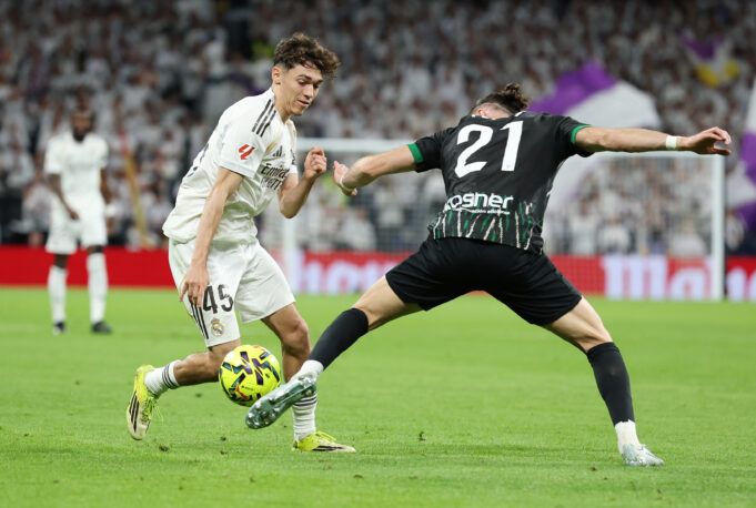 real-madrid-cf-v-elche-cf-laliga-ea-sports-2.jpg
