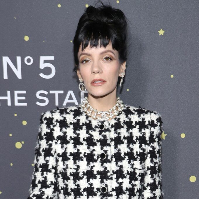 rs_1200x1200-211106131407-1200-lily-allen.cm_.11621.jpg