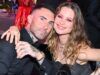 Adam Levine e Stevie Nicks duettano sul matrimonio di Behati Prinsloo