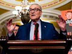 La chiusura del DHS è stata estesa a 35 giorni poiché i democratici bloccano la legge sui finanziamenti