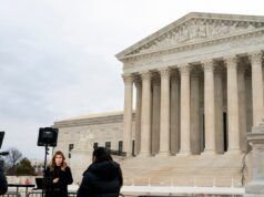 La Corte Suprema deciderà se gli stati conteggeranno le schede elettorali per corrispondenza dopo il giorno delle elezioni