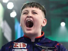 Mitchell Lawrie, 15 anni, colpisce nove freccette nel tour anticipato del JDC dopo essere stato incoronato il più giovane numero 1 del mondo WDF | Notizie sulle freccette
